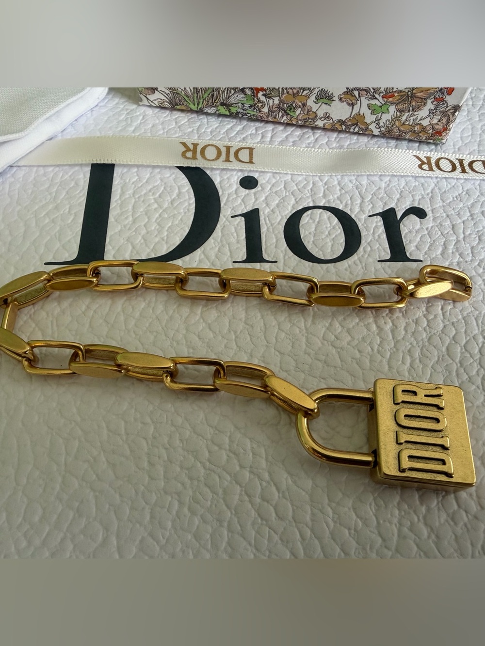 Dior Gold-tone Padlock  Charm bracelet - Picture 5 of 11